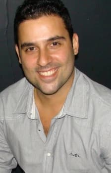 Adriano, Peterson
